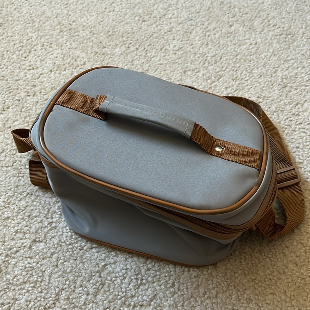 Yves Rocher Makeup Carrier - Picture 2 of 4
